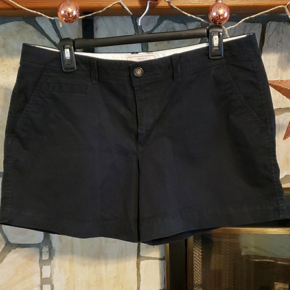 Old Navy shorts Sz 12 Navy